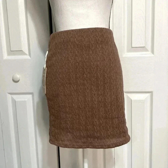 Iris basic knit lined skirt - Picture 1 of 11